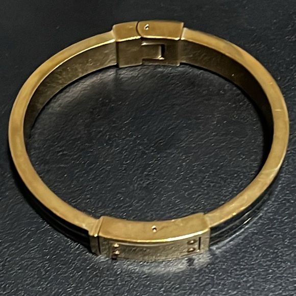 Micheal Kors Gold w Black Enamel Hinge Logo Statement Runway Screw Bracelet - Picture 4 of 13